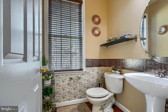 4902 BUCKS SCHOOLHOUSE RD, Rosedale, MD 21237