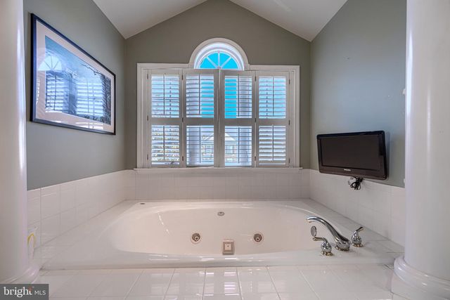 4902 BUCKS SCHOOLHOUSE RD, Rosedale, MD 21237