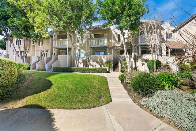 9260 Towne Centre Dr 17, San Diego, CA 92121