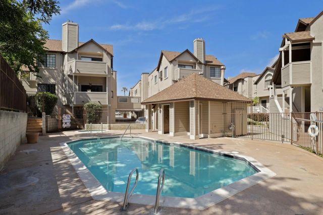 9260 Towne Centre Dr 17, San Diego, CA 92121