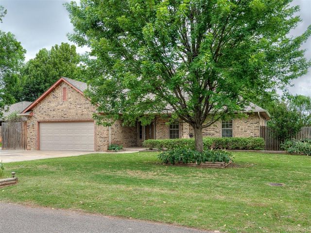2413 E Karen Terrace, Mustang, OK 73064