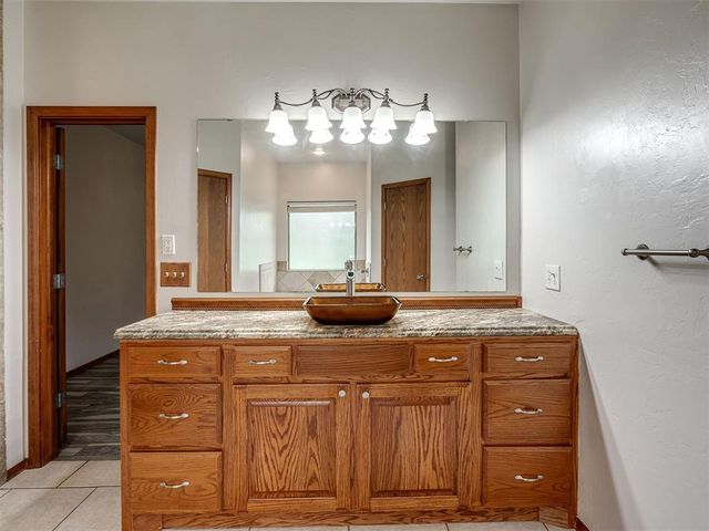2413 E Karen Terrace, Mustang, OK 73064