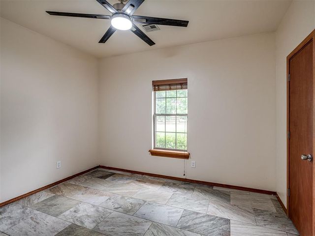 2413 E Karen Terrace, Mustang, OK 73064
