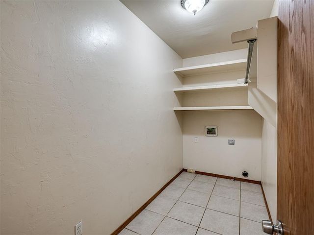 2413 E Karen Terrace, Mustang, OK 73064