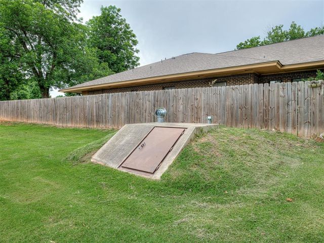 2413 E Karen Terrace, Mustang, OK 73064