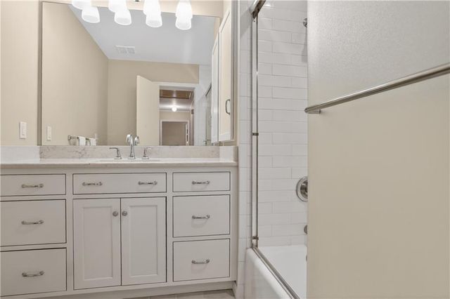 10011 Fontana Lane, Overland Park, KS 66207