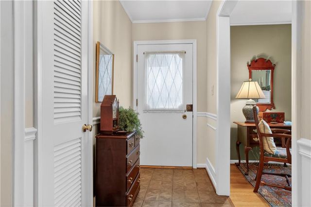 10011 Fontana Lane, Overland Park, KS 66207