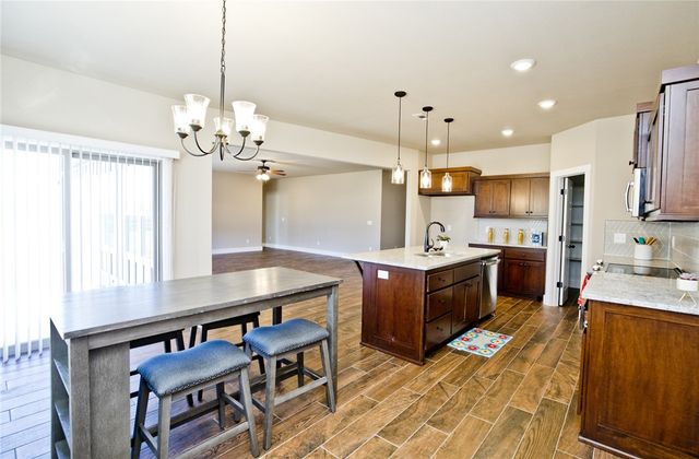 2629 N Justin Drive, Fayetteville, AR 72704