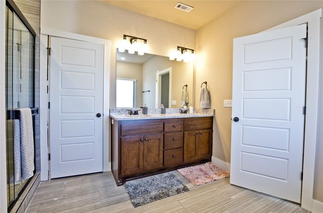 2629 N Justin Drive, Fayetteville, AR 72704