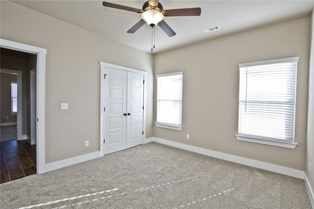 2629 N Justin Drive, Fayetteville, AR 72704