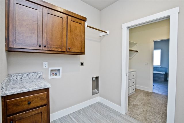 2629 N Justin Drive, Fayetteville, AR 72704