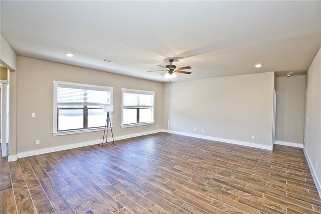 2629 N Justin Drive, Fayetteville, AR 72704