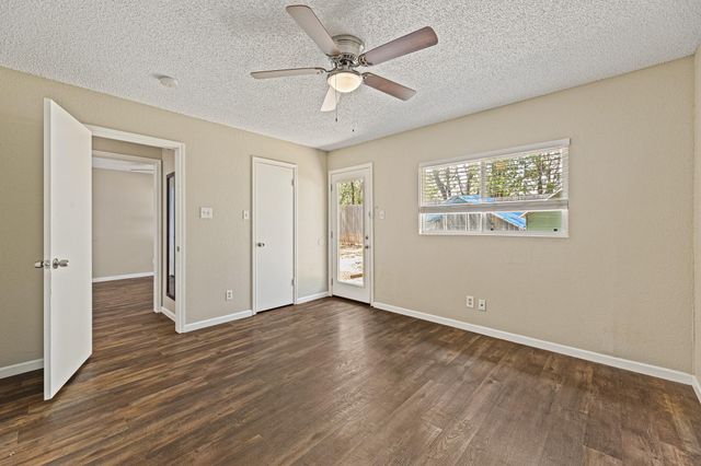 906 Oleander LN 906, Round Rock, TX 78664