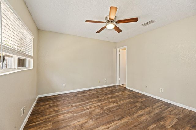 906 Oleander LN 906, Round Rock, TX 78664