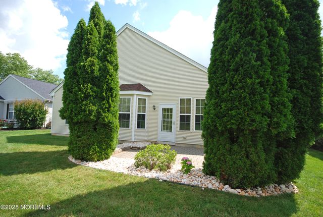 66 Minuteman Circle, Allentown, NJ 08501
