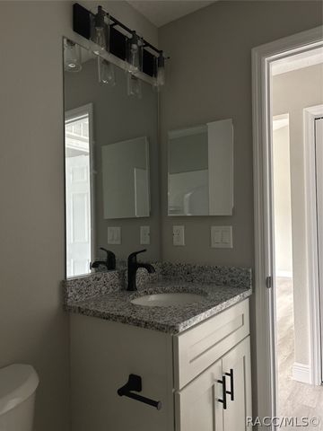 6620 N Roland Drive, Dunnellon, FL 34433