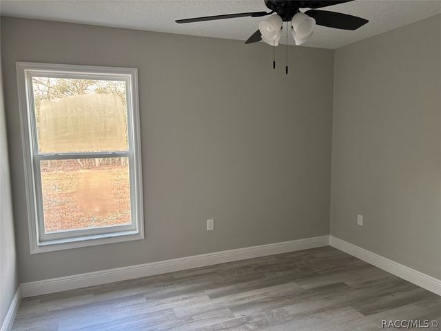 6620 N Roland Drive, Dunnellon, FL 34433