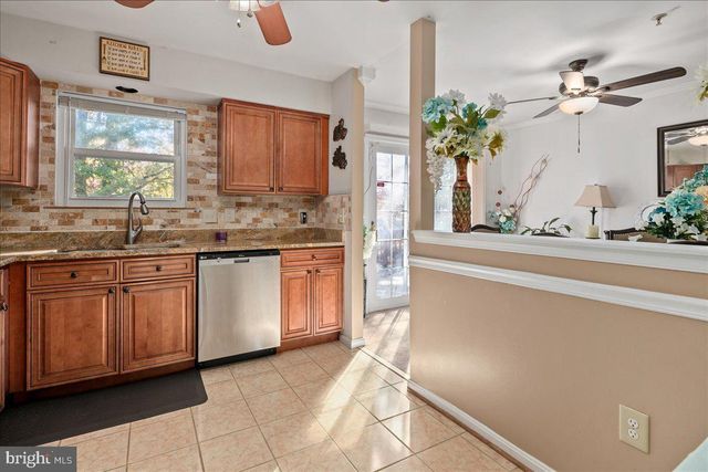 6401 SETA DR, Lanham, MD 20706