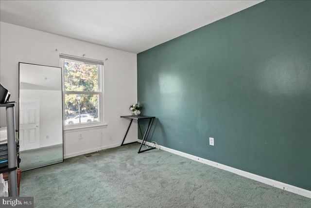 6401 SETA DR, Lanham, MD 20706