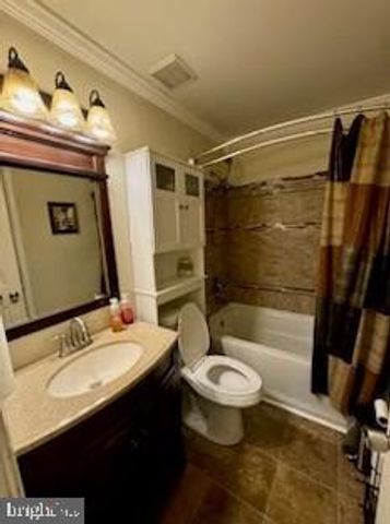 6401 SETA DR, Lanham, MD 20706