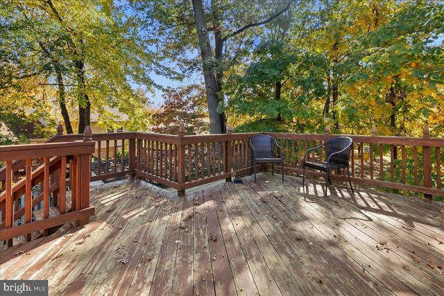 6401 SETA DR, Lanham, MD 20706