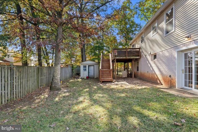 6401 SETA DR, Lanham, MD 20706