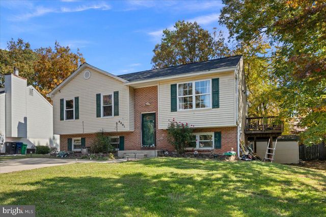 6401 SETA DR, Lanham, MD 20706