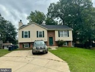 6401 SETA DR, Lanham, MD 20706