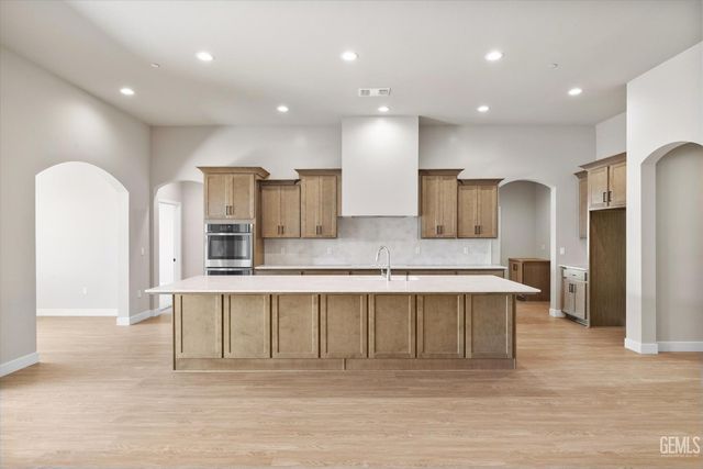 7101 Healthland Drive, Bakersfield, CA 93314