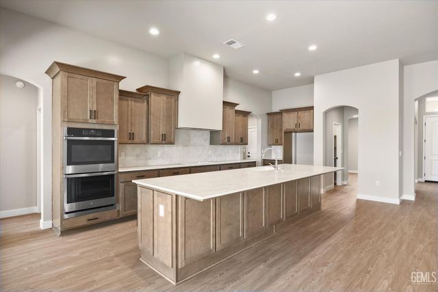 7101 Healthland Drive, Bakersfield, CA 93314