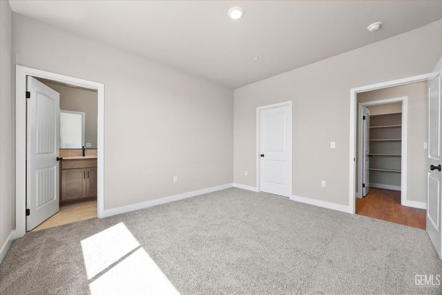 7101 Healthland Drive, Bakersfield, CA 93314