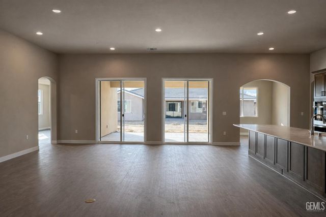 7101 Healthland Drive, Bakersfield, CA 93314