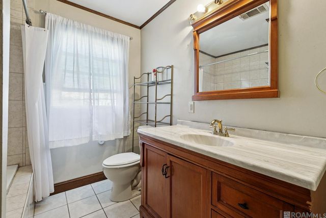 2939 Leonidas St, New Orleans, LA 70118