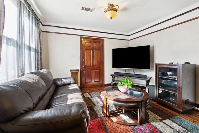 2939 Leonidas St, New Orleans, LA 70118