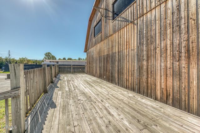 2926 Boones Creek Road, Johnson City, TN 37615