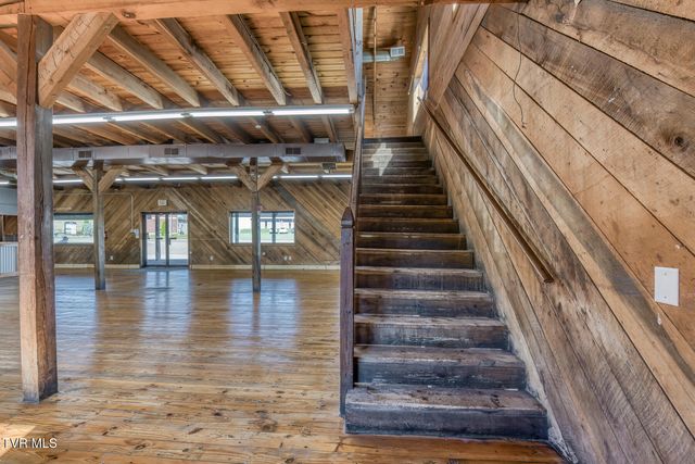 2926 Boones Creek Road, Johnson City, TN 37615