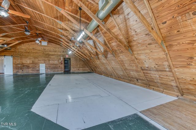 2926 Boones Creek Road, Johnson City, TN 37615