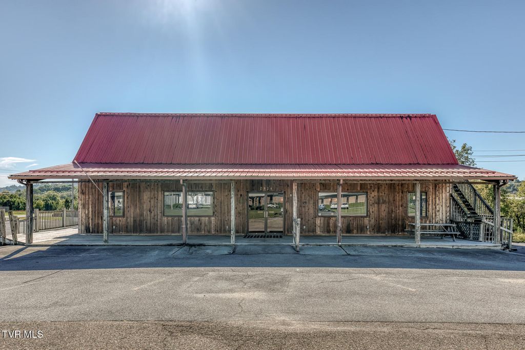 2926 Boones Creek Road, Johnson City, TN 37615