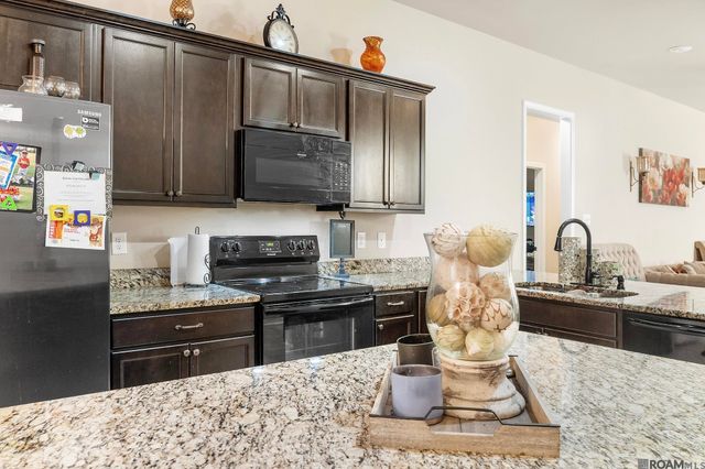 1772 Shadowbrush Way, St Gabriel, LA 70776