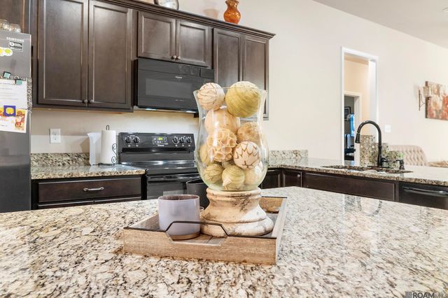 1772 Shadowbrush Way, St Gabriel, LA 70776