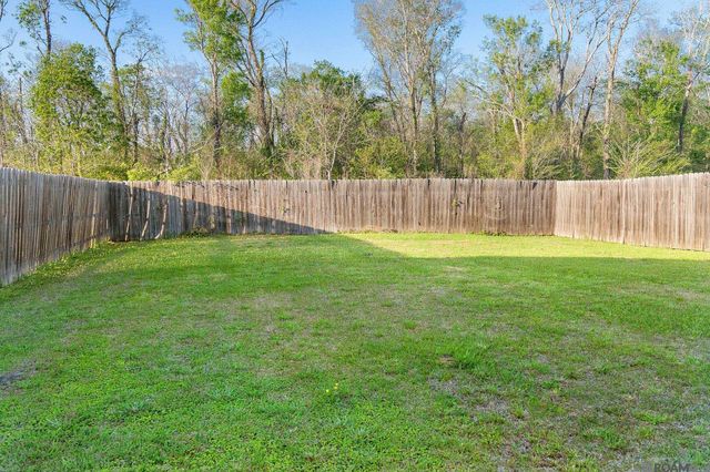 1772 Shadowbrush Way, St Gabriel, LA 70776