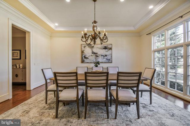 5420 MOORLAND LN, Bethesda, MD 20814