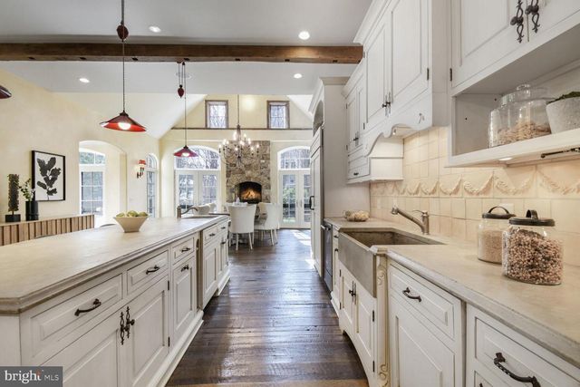 5420 MOORLAND LN, Bethesda, MD 20814