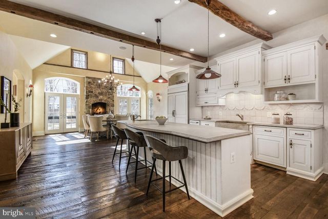 5420 MOORLAND LN, Bethesda, MD 20814