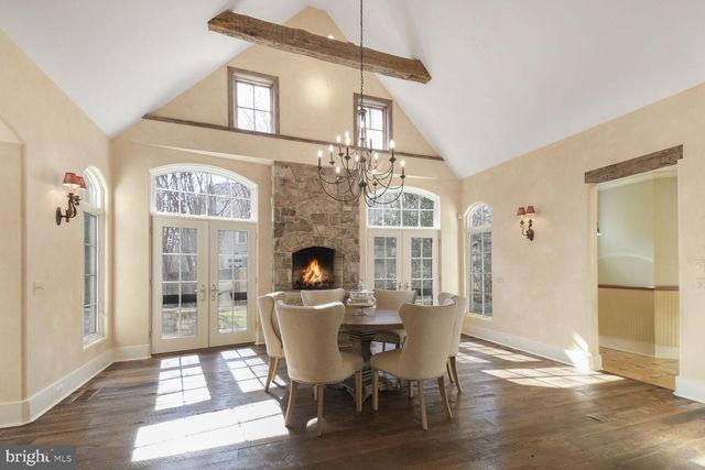 5420 MOORLAND LN, Bethesda, MD 20814