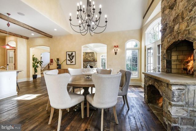 5420 MOORLAND LN, Bethesda, MD 20814