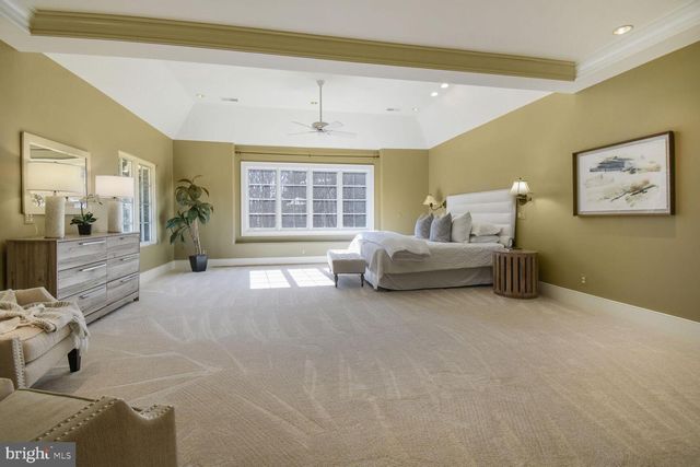 5420 MOORLAND LN, Bethesda, MD 20814