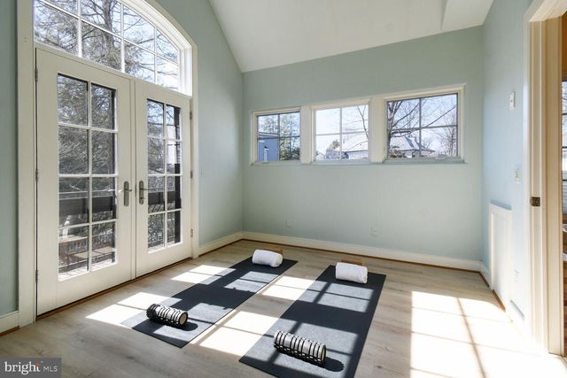 5420 MOORLAND LN, Bethesda, MD 20814