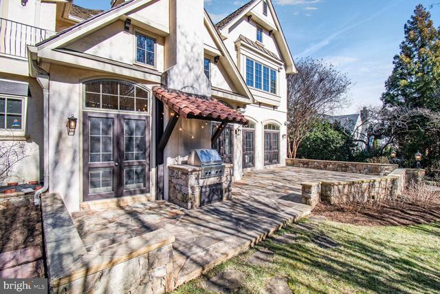 5420 MOORLAND LN, Bethesda, MD 20814