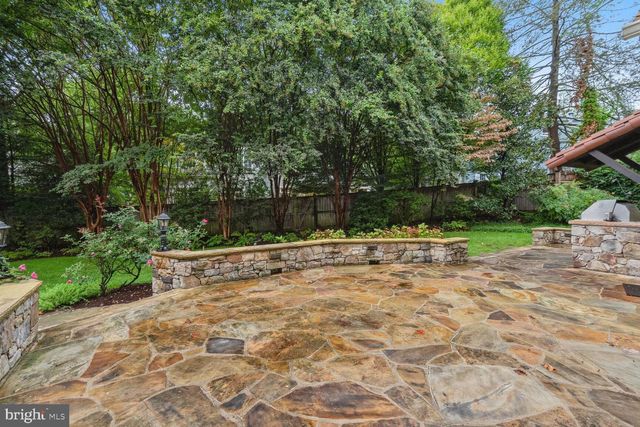 5420 MOORLAND LN, Bethesda, MD 20814